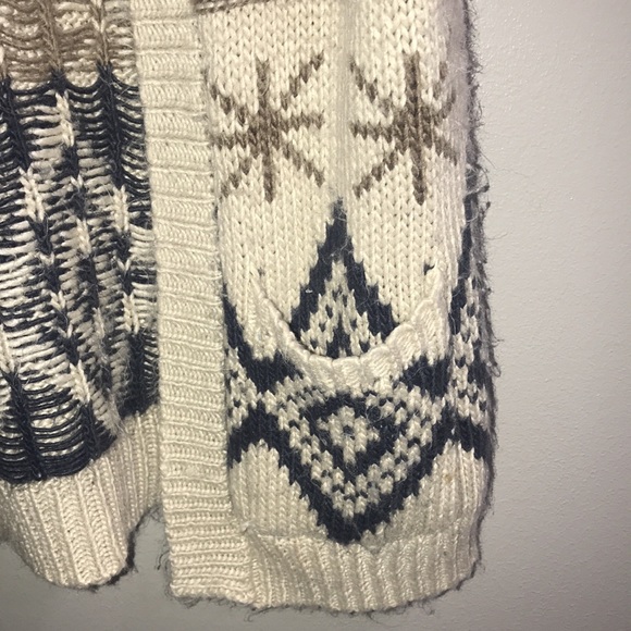 Maurices - Picture 4 of 8